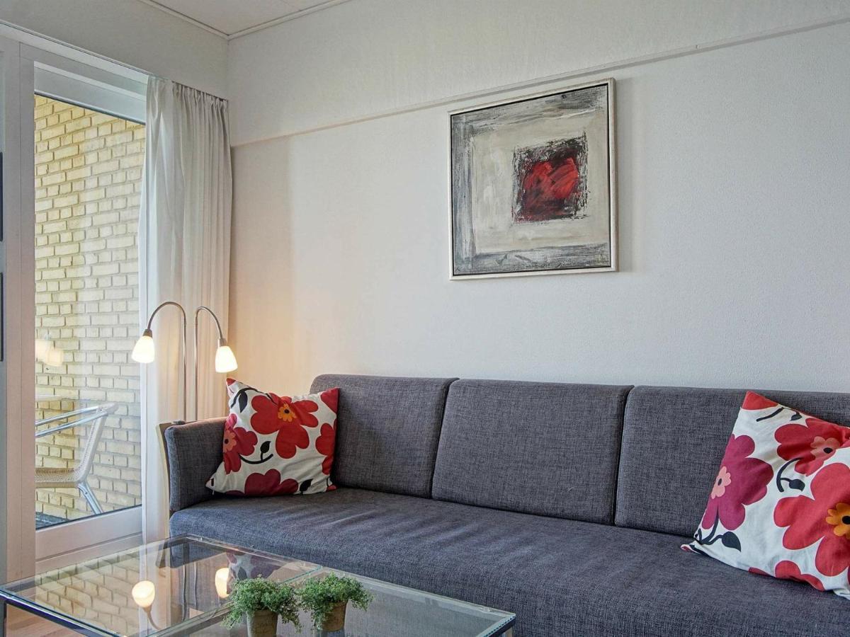 4 Person Holiday Home In Allinge Екстер'єр фото